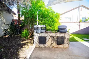 71 W Dameron, Long Beach, CA 90805 - Photo 44