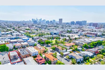 139 S Manhattan, Los Angeles, CA 90004 - Photo 38