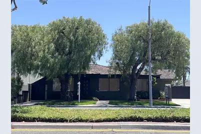 4652 Katella, Los Alamitos, CA 90720 - Photo 2