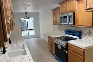 1750 Camino Palmero, Los Angeles, CA 90046 - Photo 4