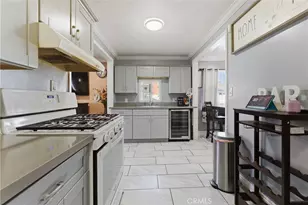 723 E 110th, Los Angeles, CA 90059 - Photo 10