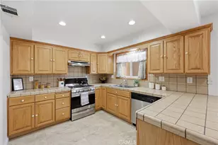 15910 Godwin Ct, Fountain Valley, CA 92708 - Photo 8