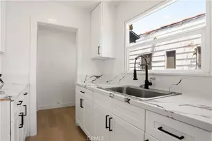 1547 W 60th Pl, Los Angeles, CA 90047 - Photo 10
