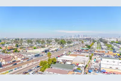 1712 E 57th, Los Angeles, CA 90058 - Photo 34