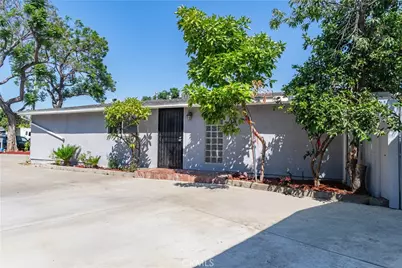 11610 Lochinvar St, Whittier, CA 90606 - Photo 2