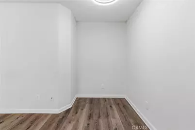 18209 Sierra Highway #30, Canyon Country, CA 91351 - Photo 16