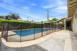 1237 S Clover, Visalia, CA 93277 - Photo 36