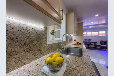 16042 Warren, Huntington Beach, CA 92649 - Photo 12