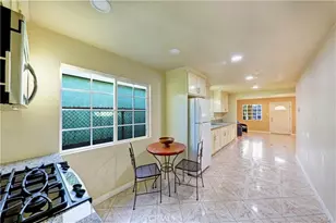8622 S Fir Ave, Los Angeles, CA 90002 - Photo 4
