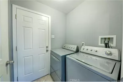 8622 S Fir Avenue, Los Angeles, CA 90002 - Photo 14