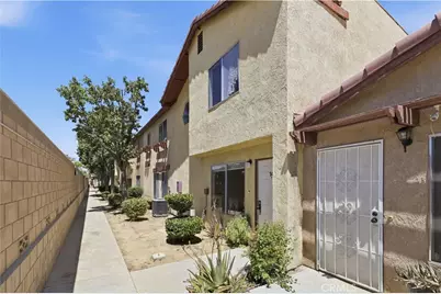 1700 E Avenue Q14 #14, Palmdale, CA 93550 - Photo 2