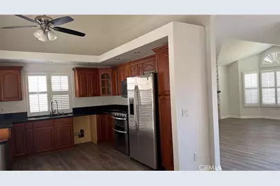 1739 E Avenue R6, Palmdale, CA 93550 - Photo 10
