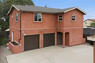 321 111 Pl, Los Angeles, CA 90061 - Photo 18