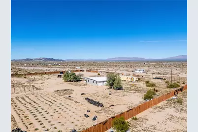 3575 Desert Villa, 29 Palms MCB, CA 92277 - Photo 32