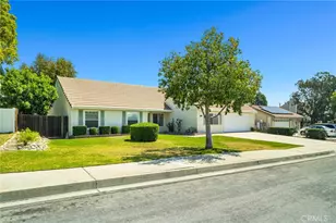 977 N Driftwood, Rialto, CA 92376 - Photo 2