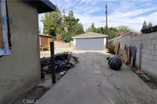 2922 Hillburn Rd, Bakersfield, CA 93306 - Photo 6