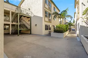 15000 Downey, Paramount, CA 90723 - Photo 4