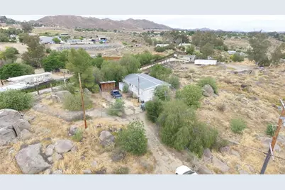 21720 John, Perris, CA 92570 - Photo 10