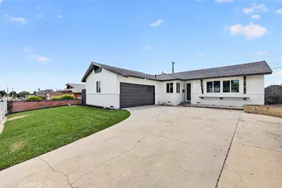 19209 Caney Avenue, Carson, CA 90746 - Photo 2