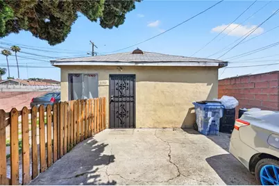 209 W 89th, Los Angeles, CA 90003 - Photo 28