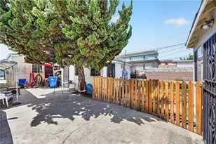 209 W 89th, Los Angeles, CA 90003 - Photo 30