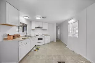 995 Pomona Road, Corona, CA 92882 - Photo 10