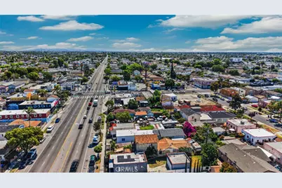 126 &126 1/2 W Century Boulevard, Los Angeles, CA 90003 - Photo 52