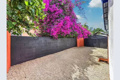 126 &126 1/2 W Century Boulevard, Los Angeles, CA 90003 - Photo 38