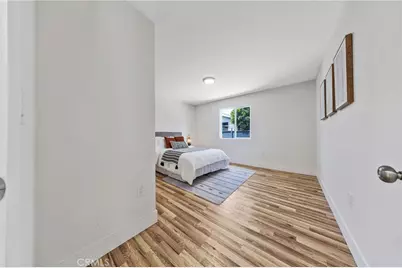 126 &126 1/2 W Century Boulevard, Los Angeles, CA 90003 - Photo 14
