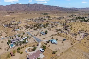 25811 Del Sol, Apple Valley, CA 92308 - Photo 32