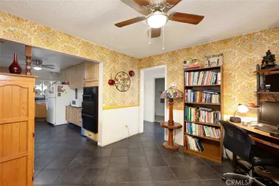 9016 Los Angeles Street, Bellflower, CA 90706 - Photo 6
