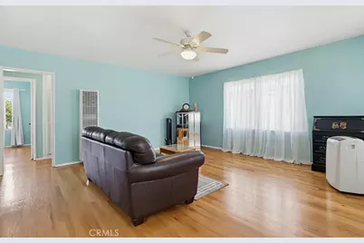 11521 Liggett, Norwalk, CA 90650 - Photo 6