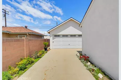 11521 Liggett, Norwalk, CA 90650 - Photo 32