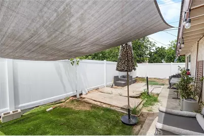24638 E Little Third, San Bernardino, CA 92410 - Photo 22