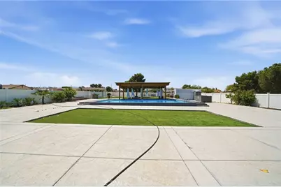 12500 Pacoima, Victorville, CA 92392 - Photo 22