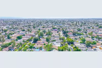 2114 E Knopf, Compton, CA 90222 - Photo 40