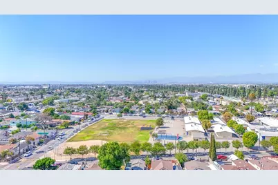 2114 E Knopf, Compton, CA 90222 - Photo 36