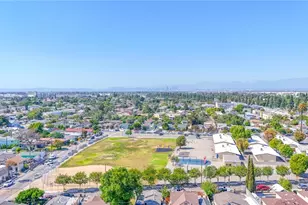 2114 E Knopf, Compton, CA 90222 - Photo 36