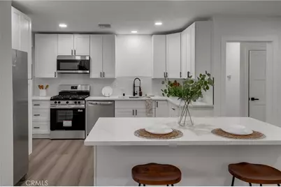 1741 N Rose, Burbank, CA 91505 - Photo 8