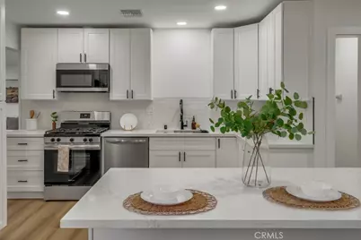 1741 N Rose, Burbank, CA 91505 - Photo 6