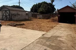 744 E 74th St, Los Angeles, CA 90001 - Photo 6