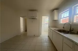 744 E 74th St, Los Angeles, CA 90001 - Photo 4