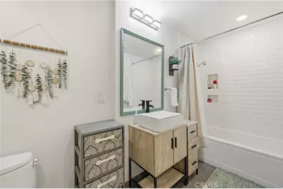 433 Pine Avenue #201, Long Beach, CA 90802 - Photo 14