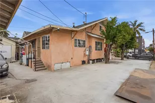 1472 W 37th St St, Los Angeles, CA 90018 - Photo 10