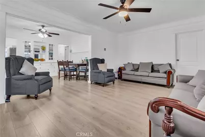 1248 W Martin Luther King Jr Blvd, Los Angeles, CA 90037 - Photo 6