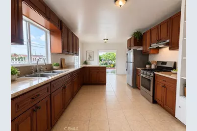 701 Findlay Ave, Los Angeles, CA 90022 - Photo 10