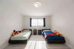 10111 Oso Ave, Chatsworth, CA 91311 - Photo 18