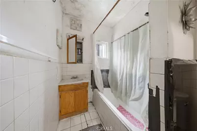 511 N Chester, Compton, CA 90221 - Photo 8