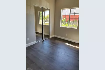 1259 E 49th, Los Angeles, CA 90011 - Photo 4
