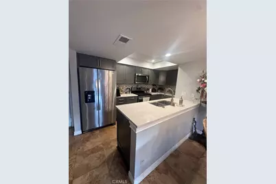 2700 Cahuenga Boulevard #4223, Los Angeles, CA 90068 - Photo 14